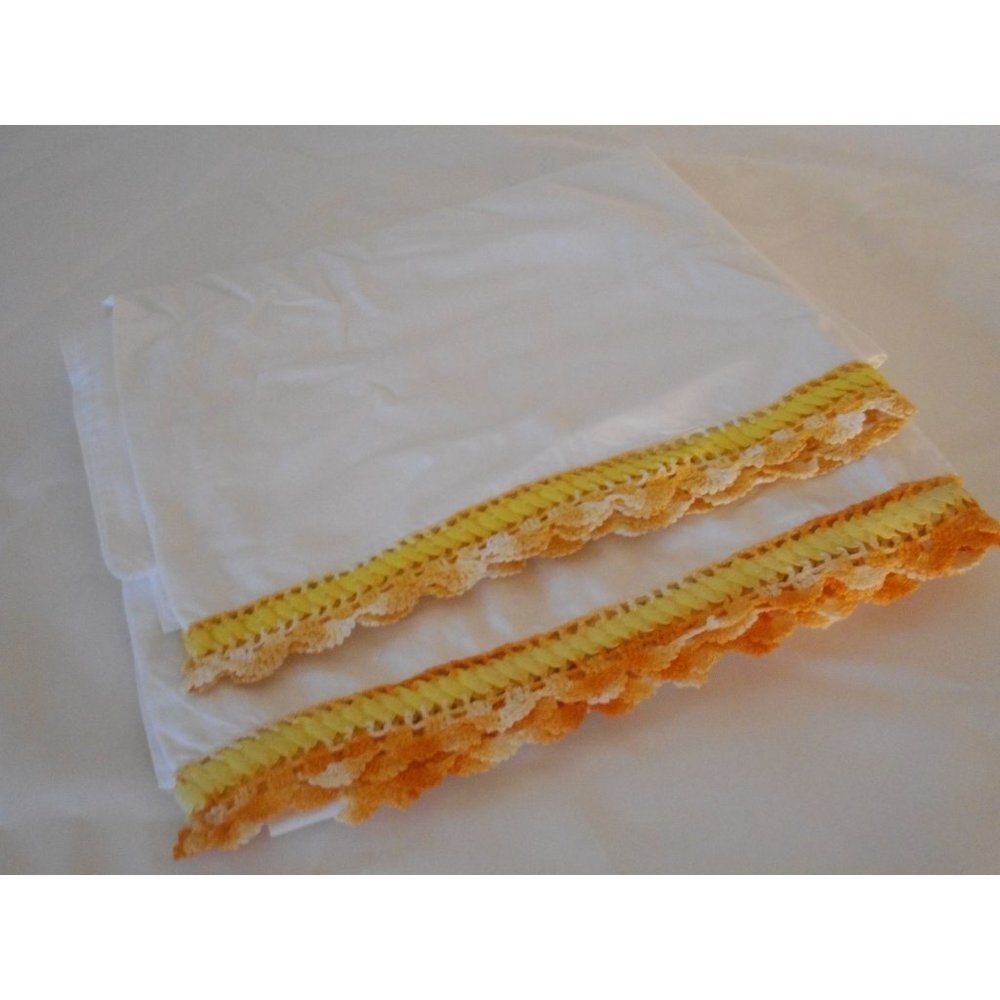 Vintage orange crocheted edge trim Standard Pillowcase USA Fieldcrest